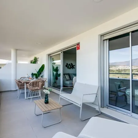 Sea View In Cancelada - Oceana Gardens - Pool, Gym & Family-friendly * Estepona